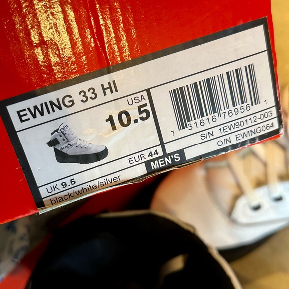 Ewing Athletics shoe - 33 Hl - men’s size 10.5 US - Picture 4 of 9